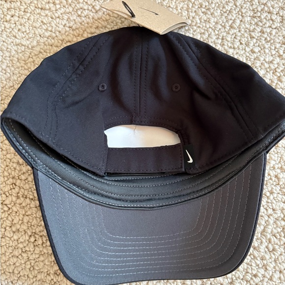 Nike Dri-fit Club cap - Picture 2 of 5